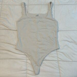 Aritzia Babaton bodysuit